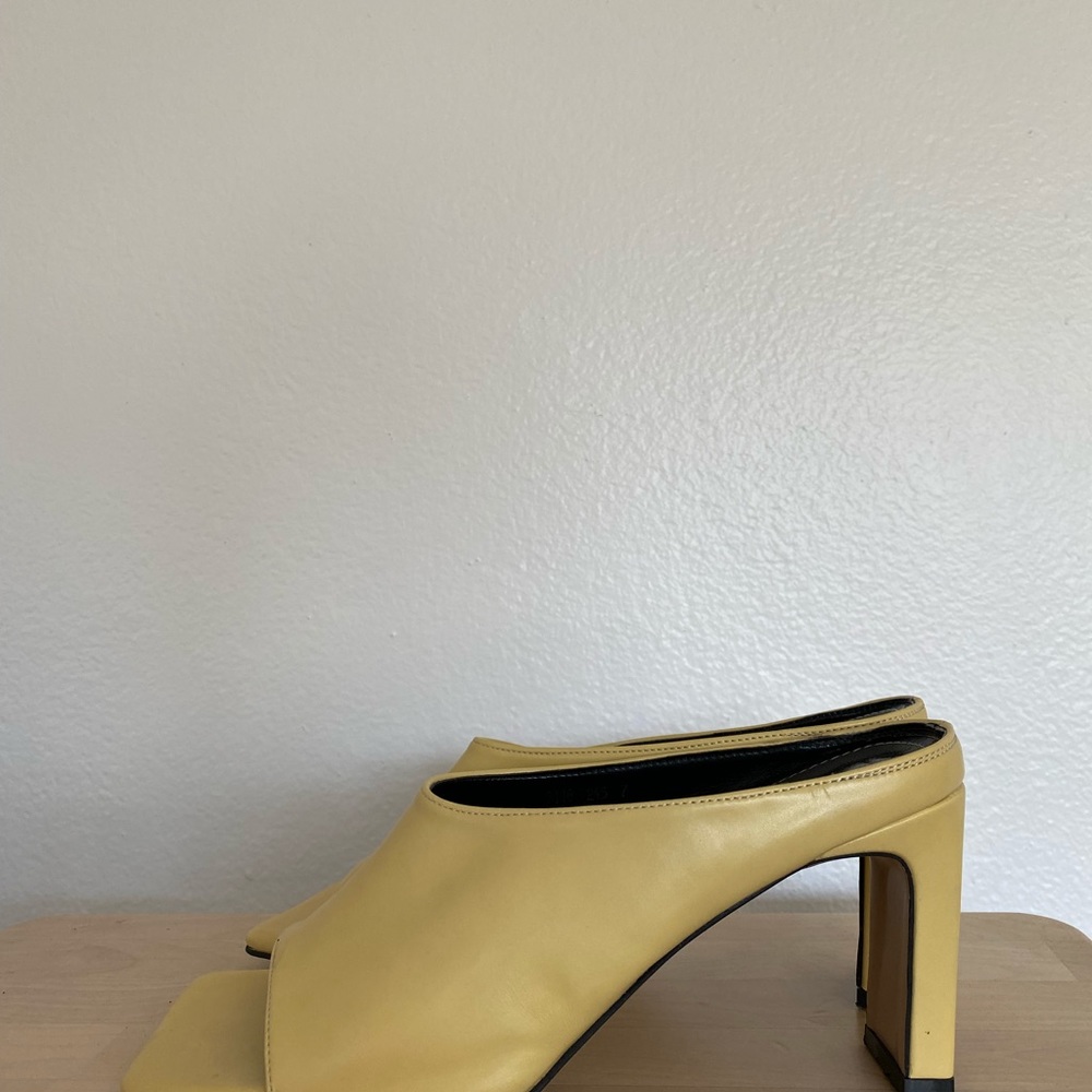 Bella by Bella Yellow mules with square toe.